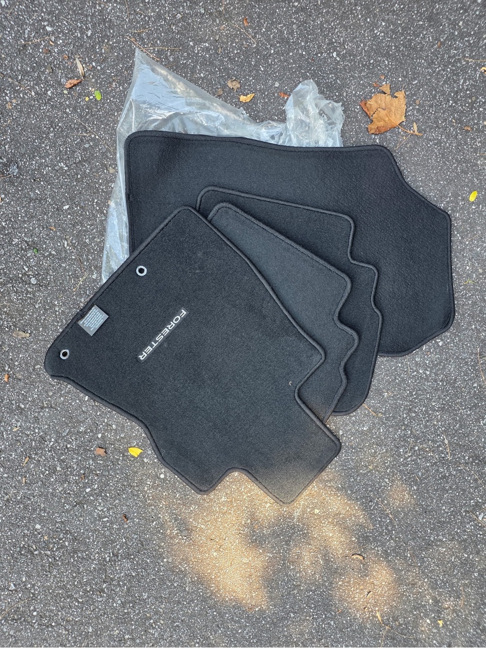 Subaru Forester Black Carpet Floor Mats - Set of 4